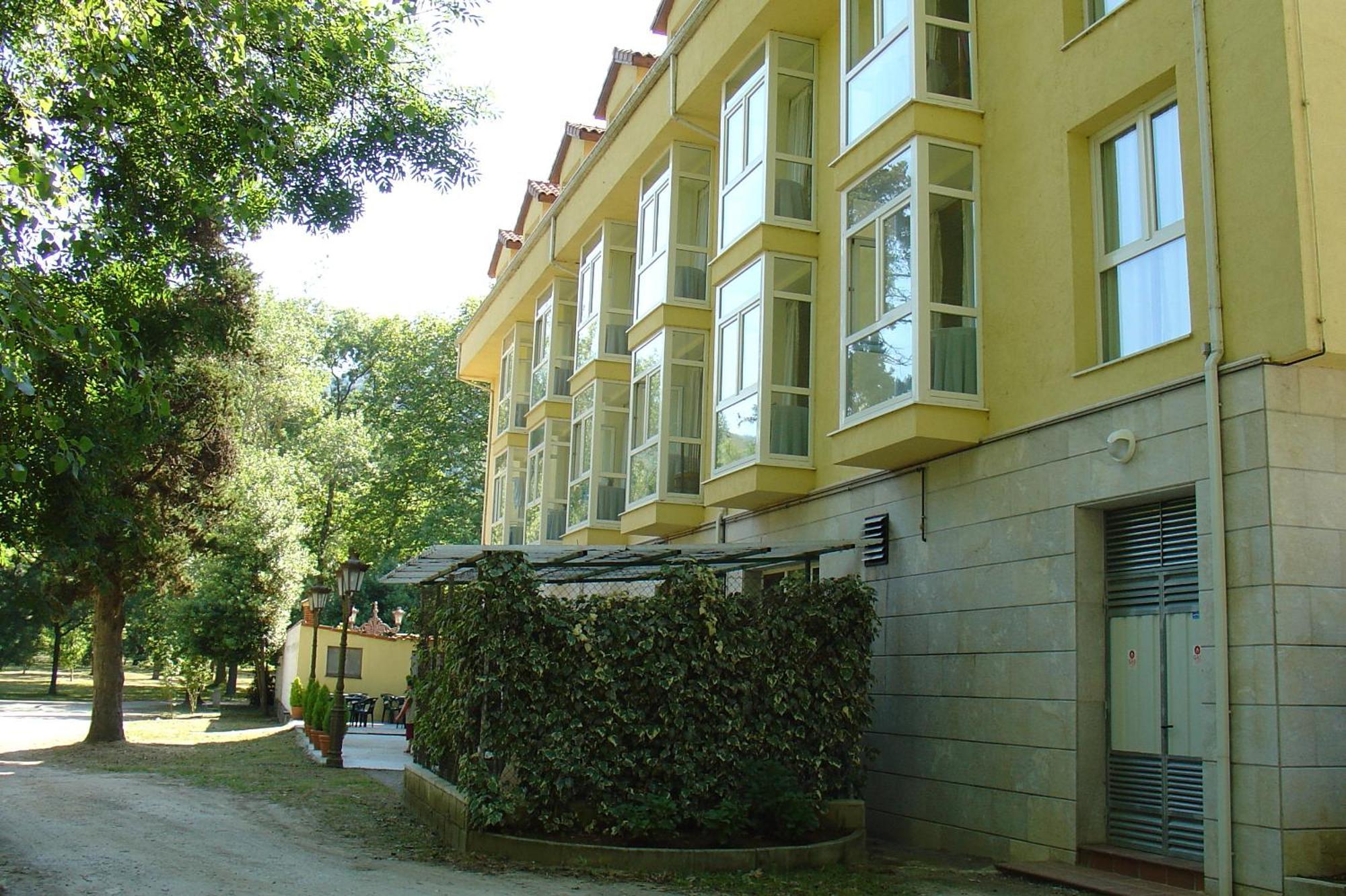 Hotel Balneario De Alceda מראה חיצוני תמונה